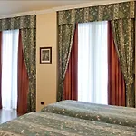 Carl And Do Hotell