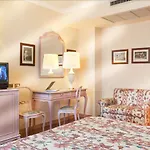 Carl And Do Hotel 4*