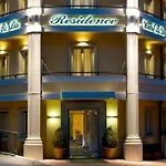 Carl And Do Hotel 4*