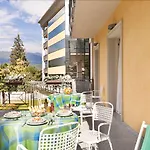 Hotell Carl And Do 4*
