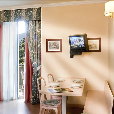 Carl & Do 4* بافينو