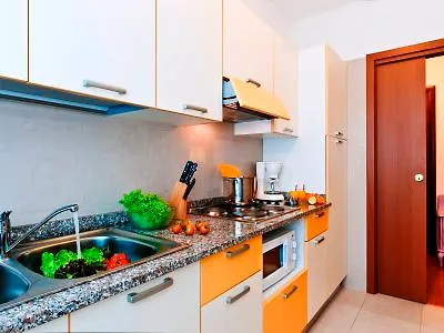 Carl & Do Hotel 4*