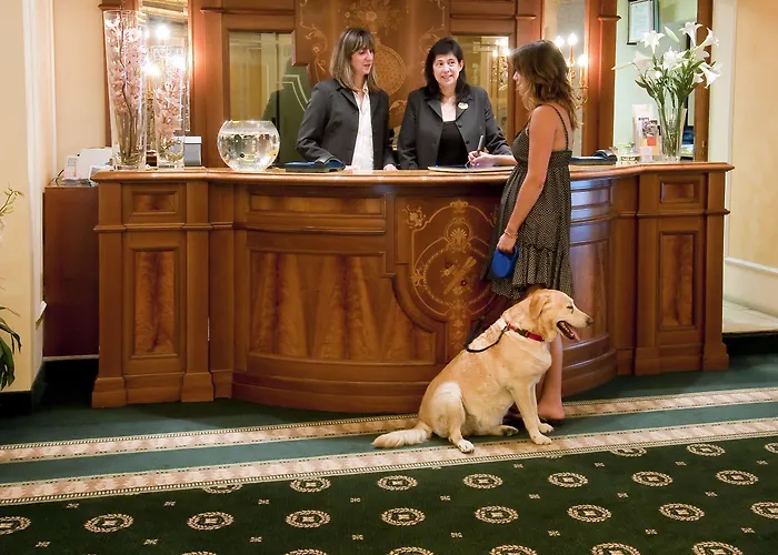 Hotel Carl And Do 4*