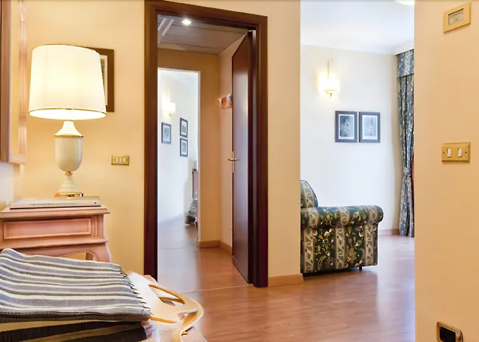 Hotel Carl And Do 4*