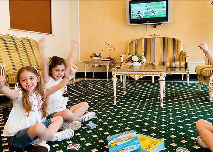 Carl And Do מלון