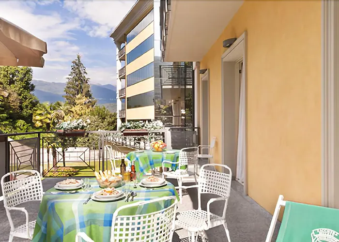 Hotel Carl And Do 4*