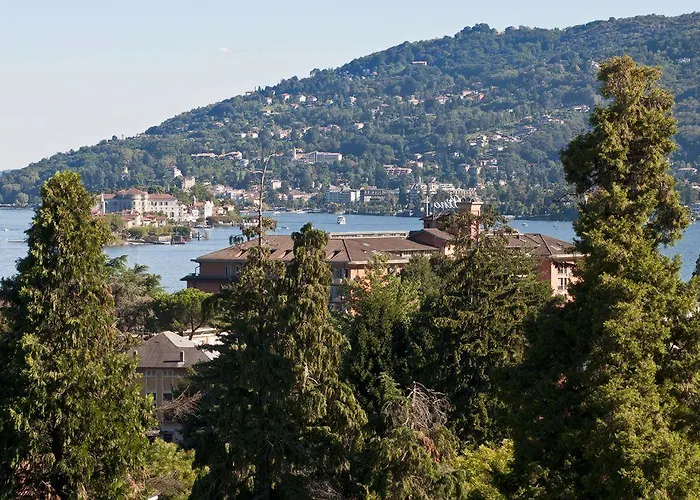 מלון Carl And Do 4*